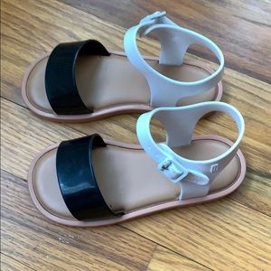 EUC Mini Melissa sandals, tan, black and white